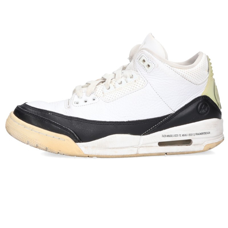 NIKE エアジョーダン3レトロスニーカー