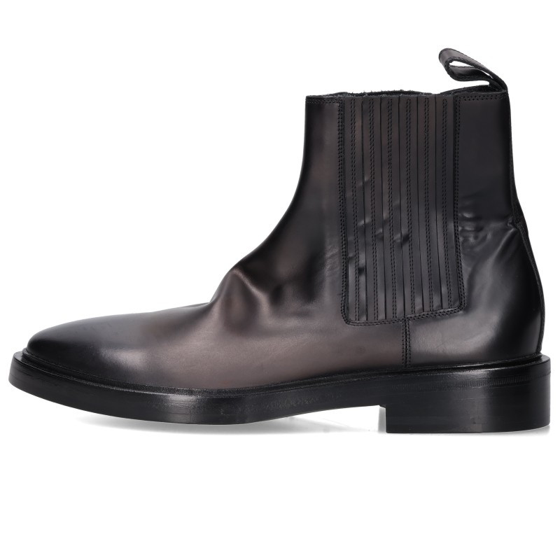 BALENCIAGA カーフスキンチェルシーブーツ