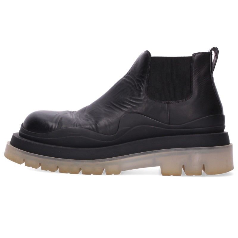 BOTTEGA VENETA タイヤレザーチェルシーブーツ